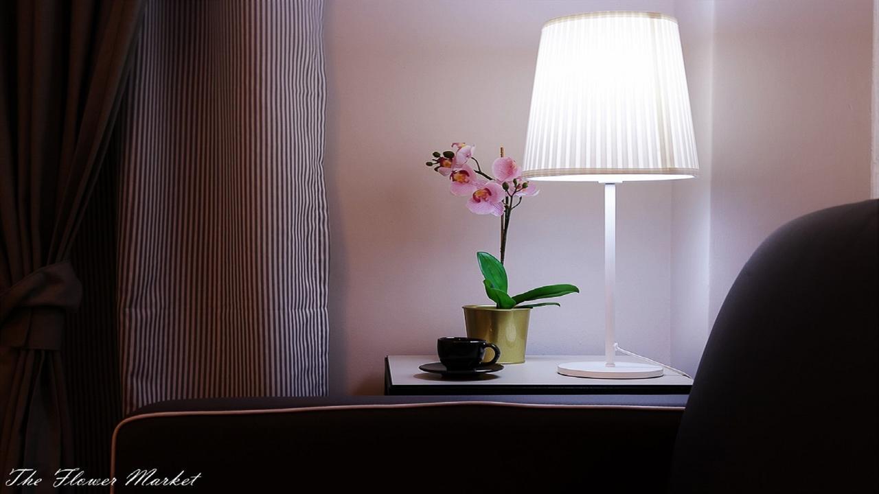 The Flower Market Apartment Rom Zimmer foto